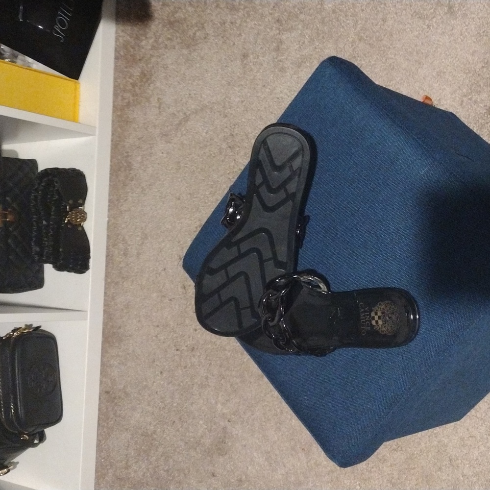Sandals - Picture 3 of 3